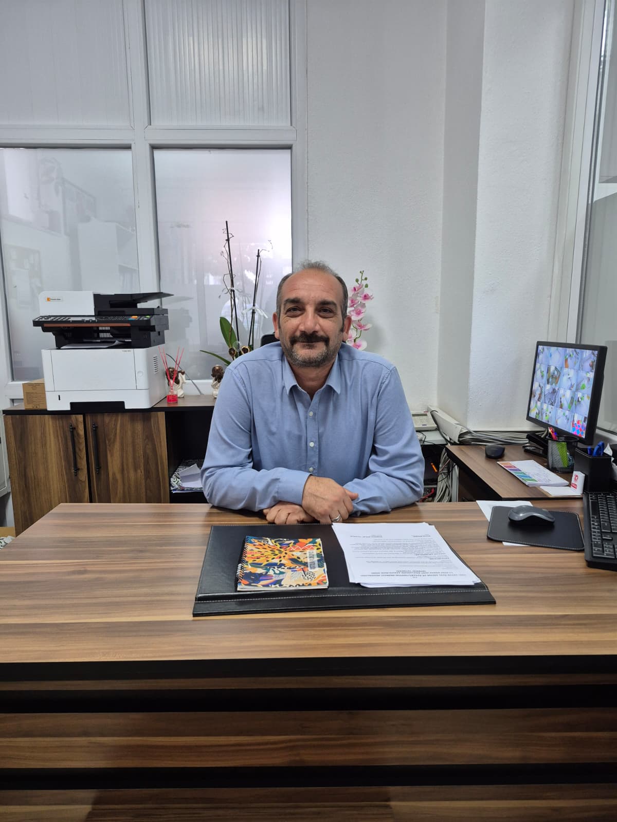 Murat Erdem, kurum müdürü